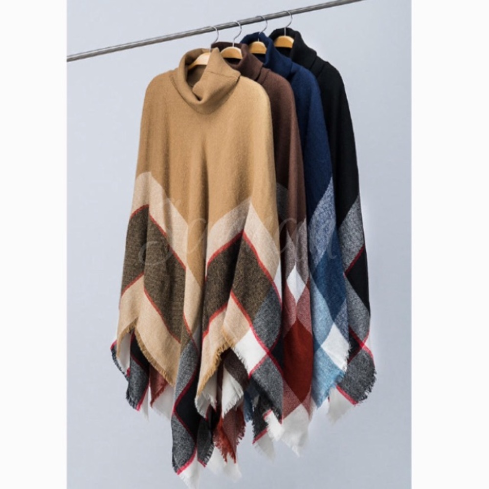 Last 1 New Cozy Comfy Chic Turtleneck  Poncho - Picture 3 of 3